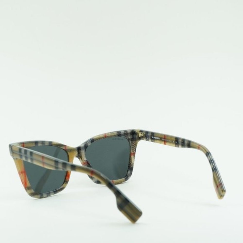 NEW 2022 BURBERRY BE4346 394487 SUNGLASSES - Picture 3 of 7